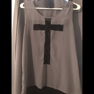 Women’s Rue 21 sleeveless tank.